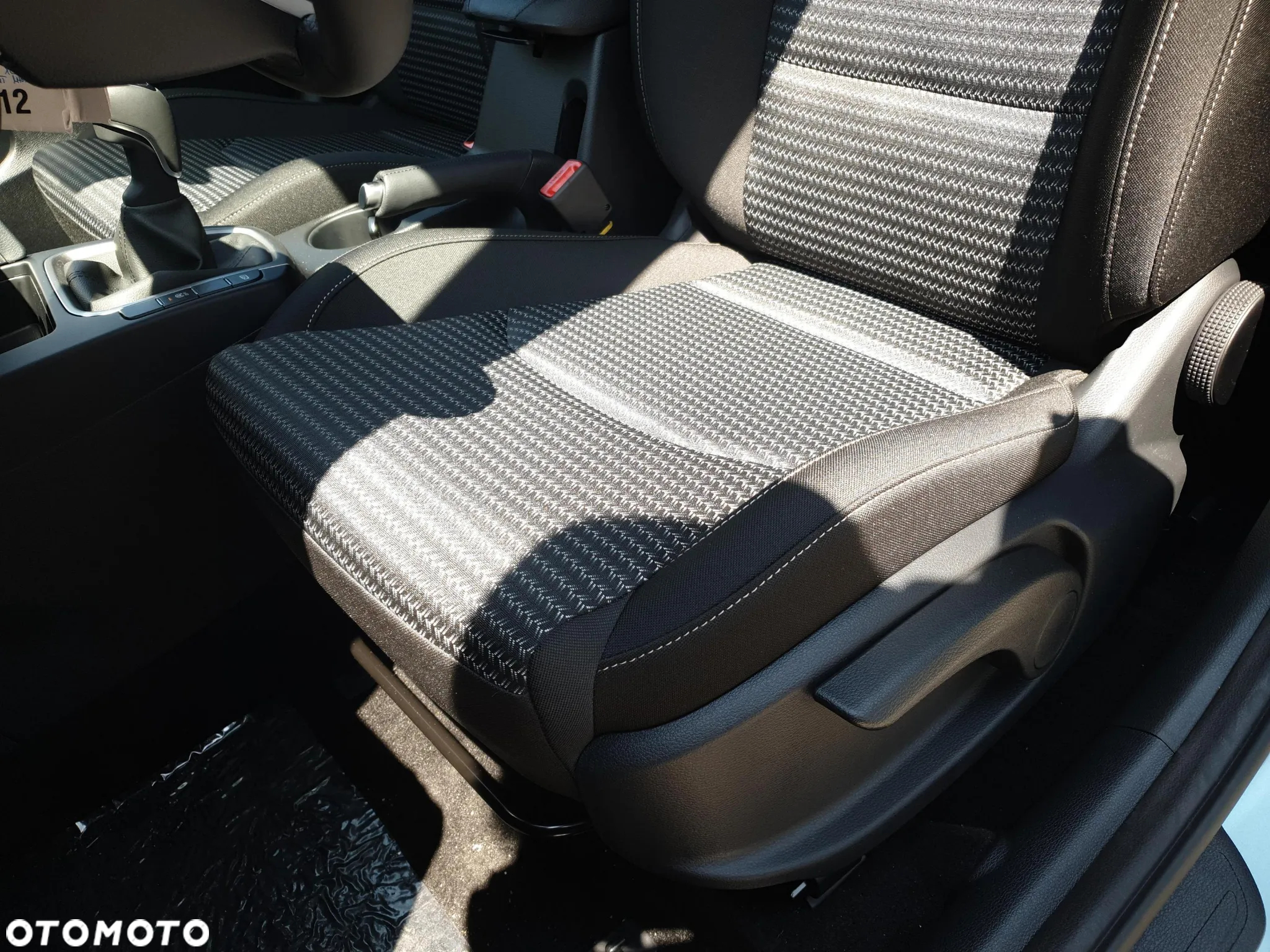 Kia XCeed 1.5 T-GDI M - 17