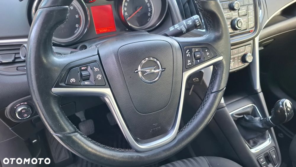 Opel Zafira - 12