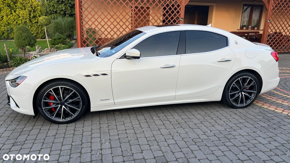 Maserati Ghibli S GranSport - 7