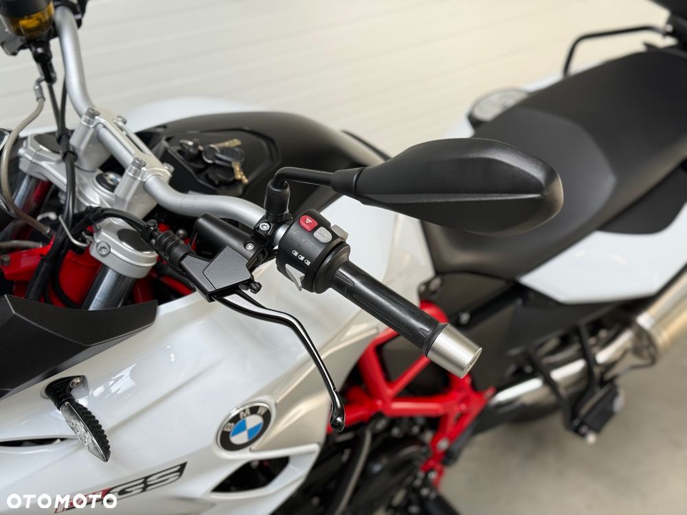 BMW F - 26