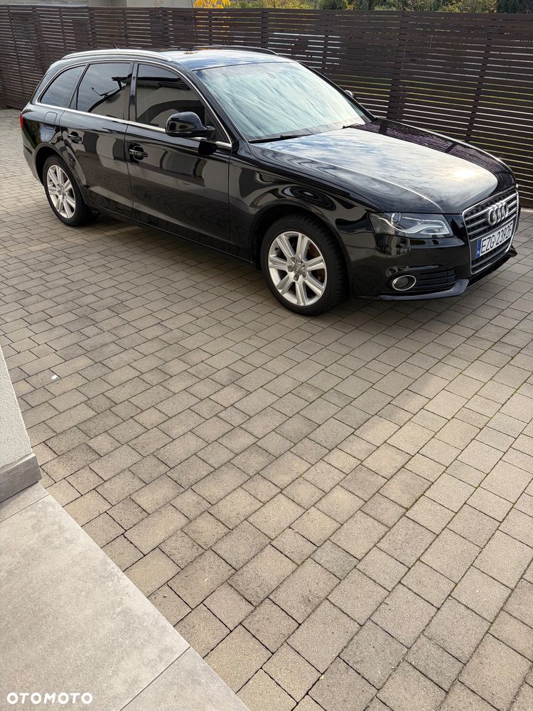 Audi A4 Avant - 8