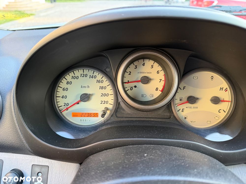 Toyota RAV4 1.8 VVT-i 4x2 - 11