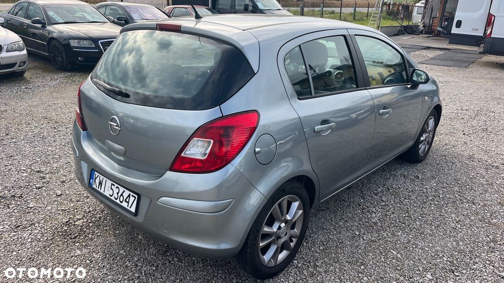 Opel Corsa - 33
