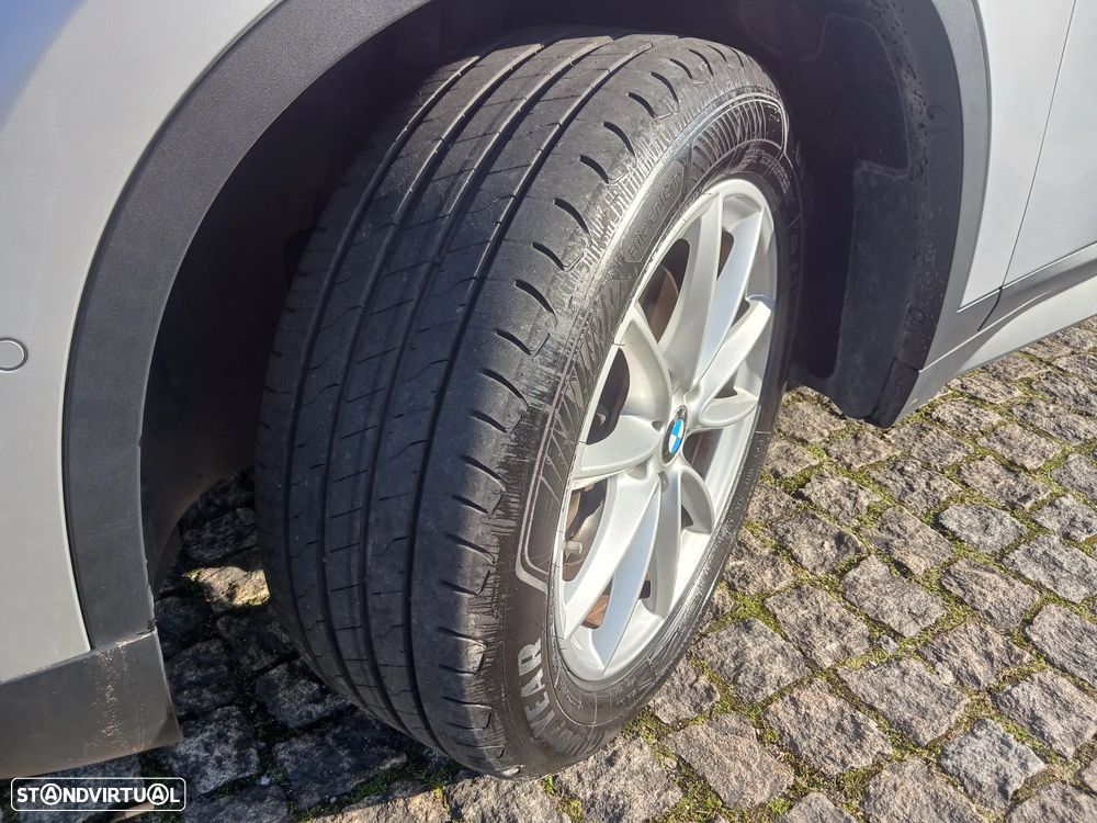 BMW X1 16 d sDrive Line Sport - 32