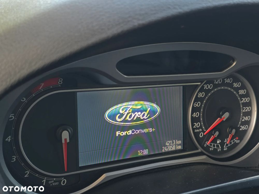 Ford Mondeo - 13