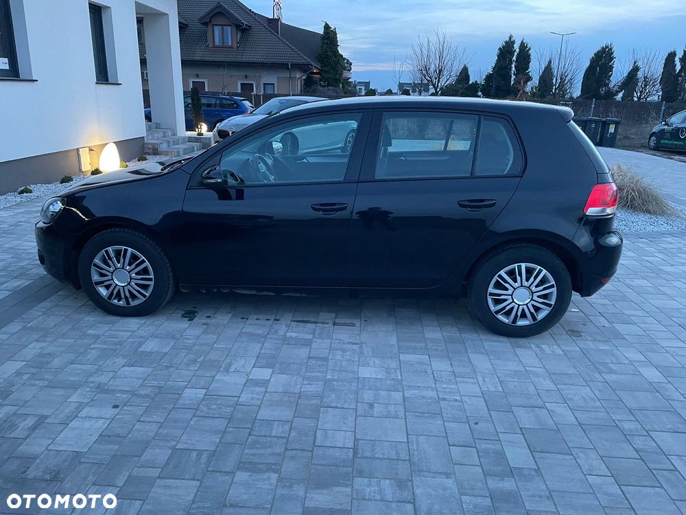Volkswagen Golf 1.6 TDI BlueMotion Technology Trendline - 12