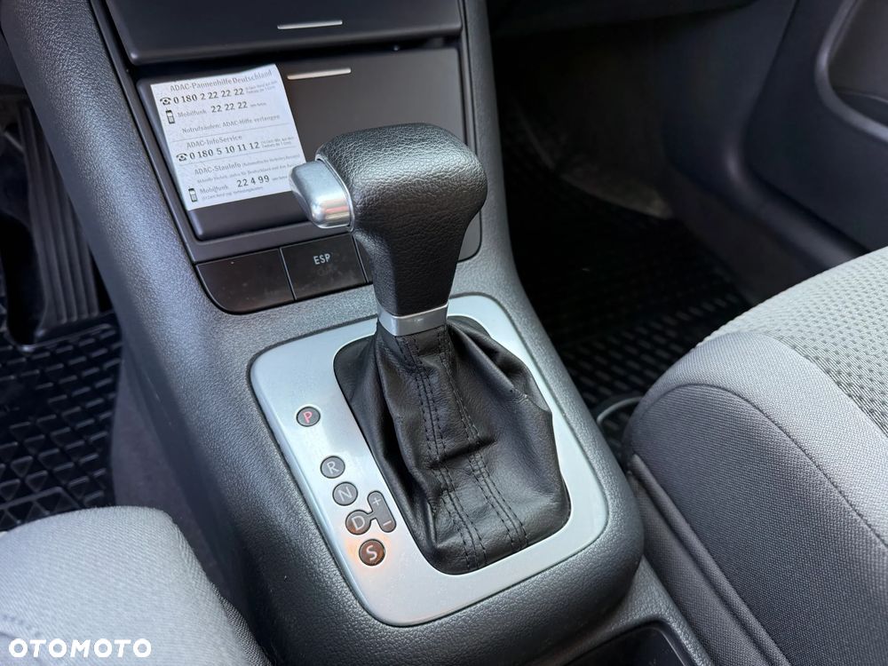 Volkswagen Golf Plus 1.6 Automatik United - 16