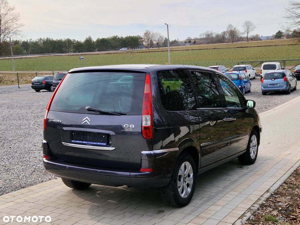 Citroën C8 - 10