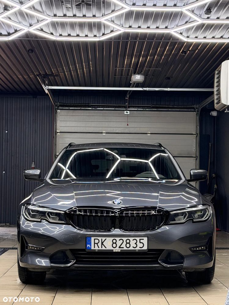 BMW Seria 3 320d Sport Line Shadow - 8
