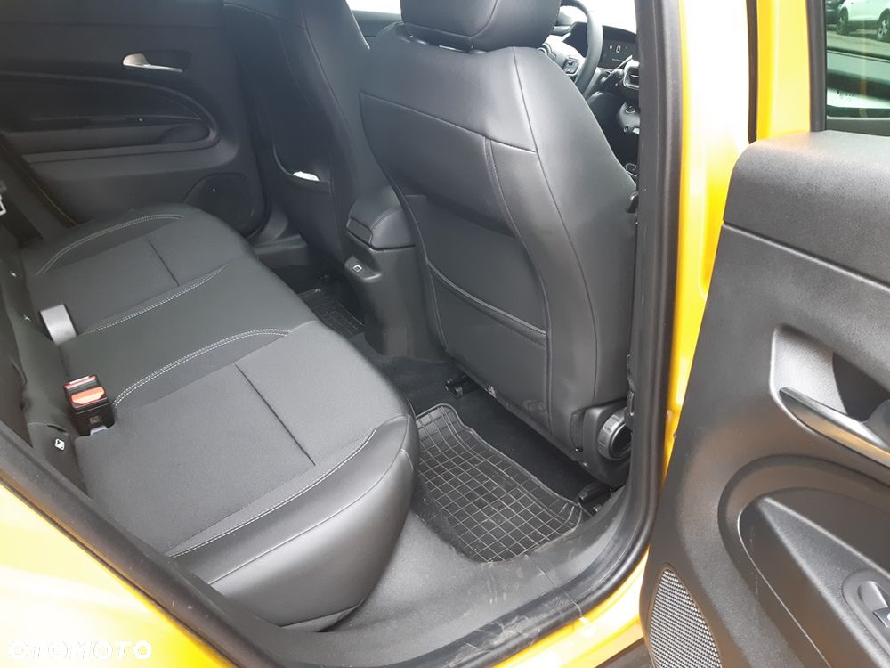 Jeep Avenger 1.2 T3 mHEV Summit FWD eDCT6 - 18