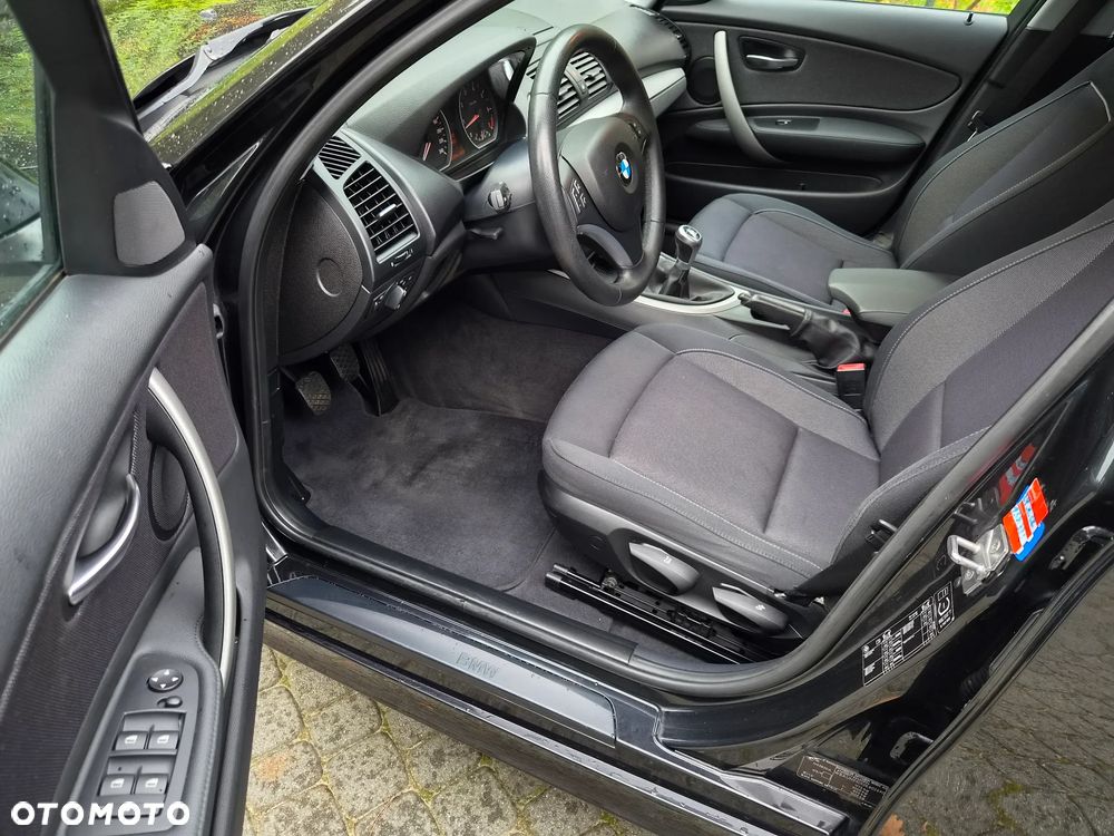 BMW Seria 1 - 9