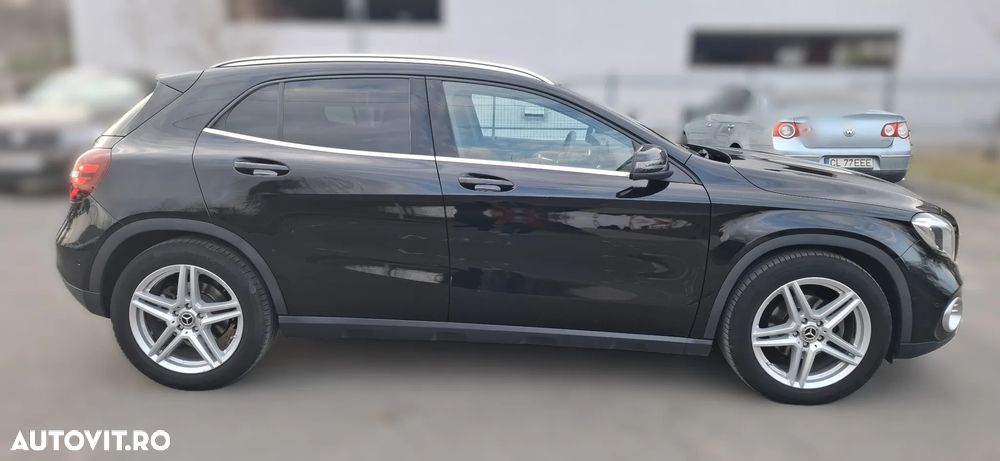 Mercedes-Benz GLA - 7
