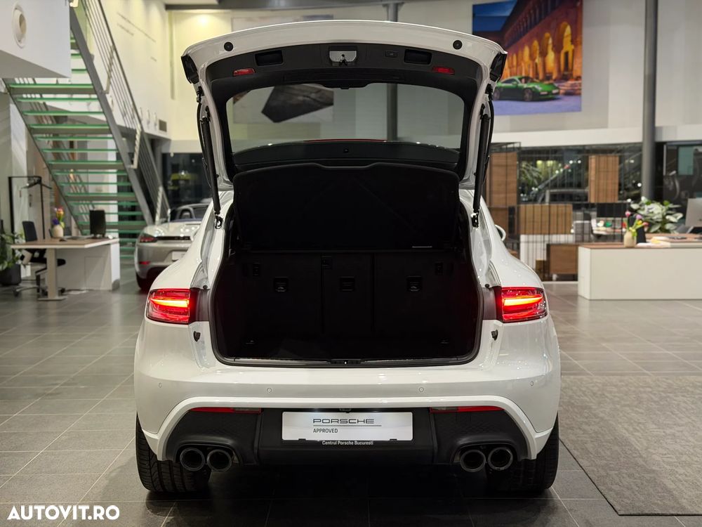 Porsche Macan T - 10