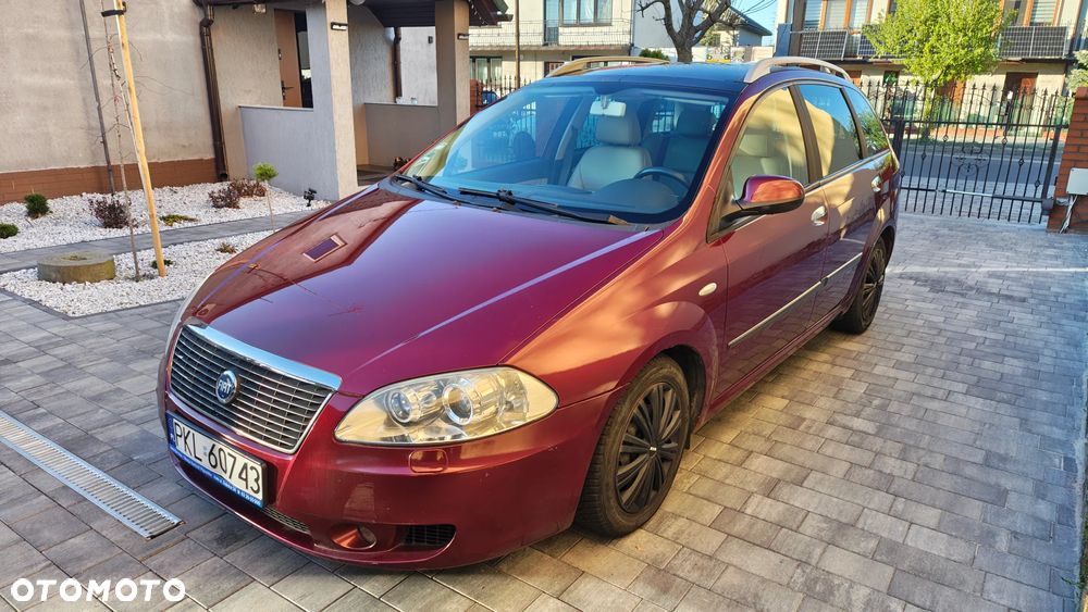 Fiat Croma 1.9 JTD Emotion - 3