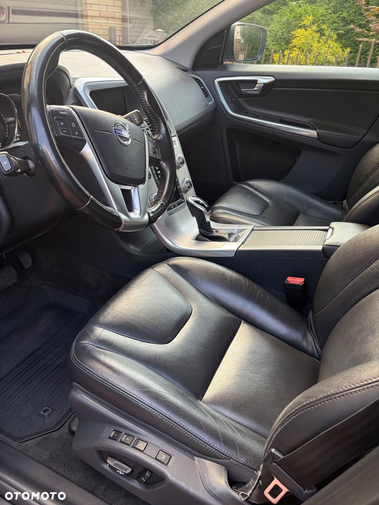Volvo XC 60 D4 Drive-E Summum - 11