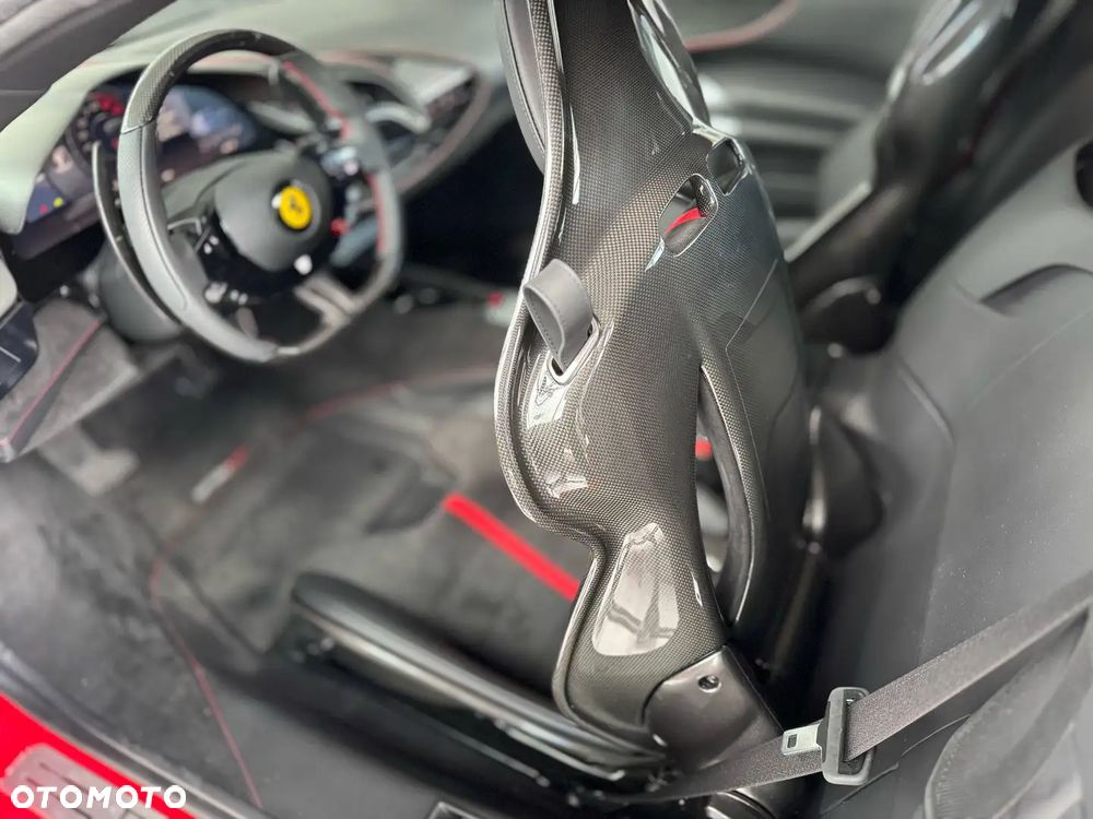 Ferrari SF90 Spider - 18