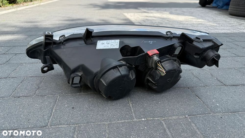 Lampa przednia prawa Peugeot 307 EU Europa prawy przód TYC A166 Reflektor 3A/C, SW 3H, CC 3B, 3E - 9