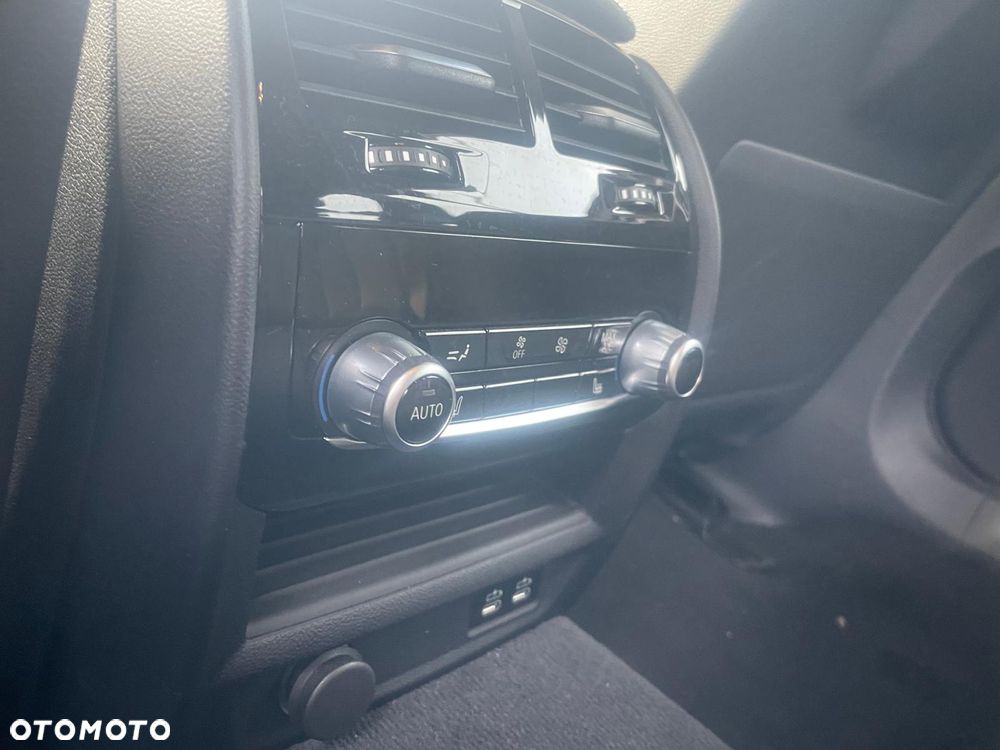BMW Seria 5 530d xDrive M Sport Edition - 22