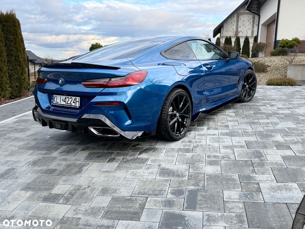 BMW Seria 8 840i - 12