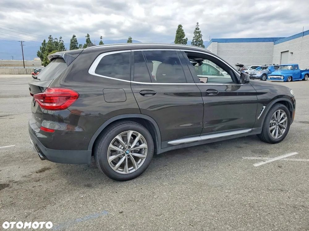 BMW X3 xDrive30i M Sport - 4