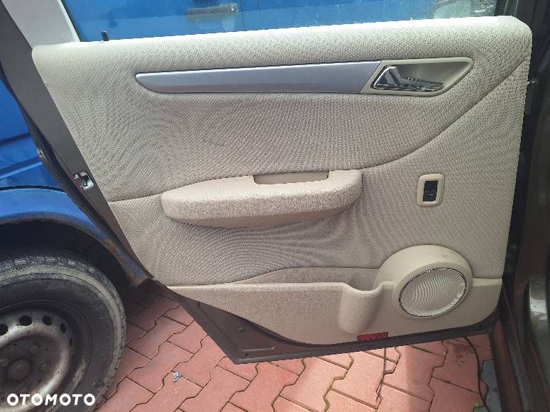 FOTELE KOMPLET LEWY PRAWY KANAPA TYŁ BOCZKI MERCEDES-BENZ W245 08-11r - 7