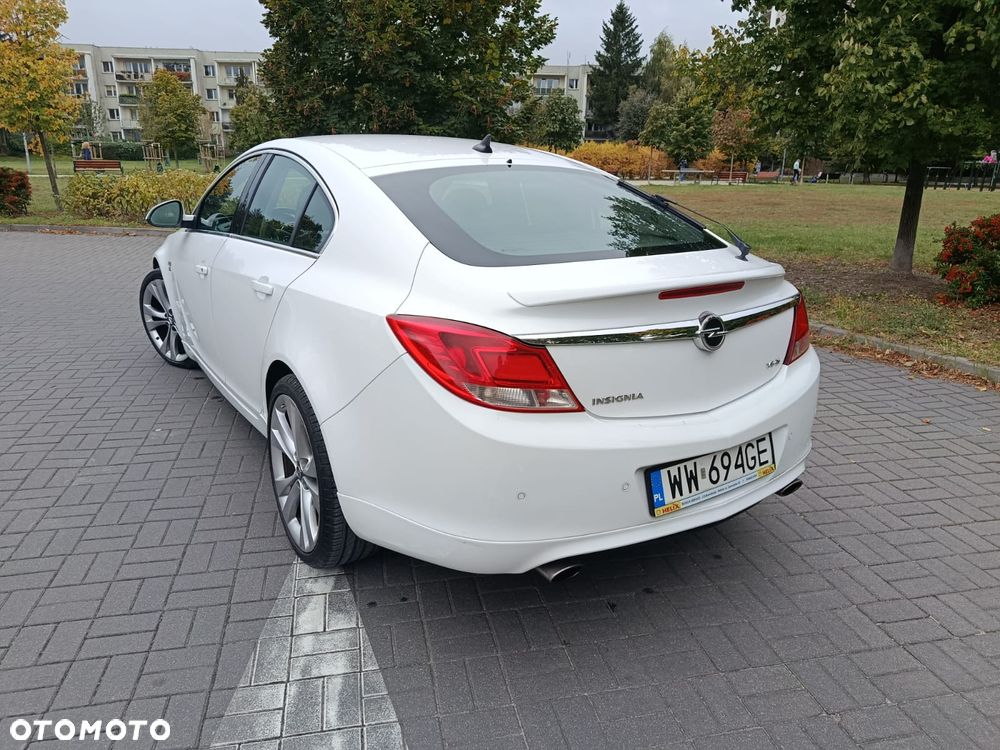 Opel Insignia 2.8 T V6 Cosmo 4x4 - 26