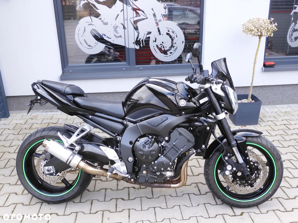 Yamaha FZ - 18