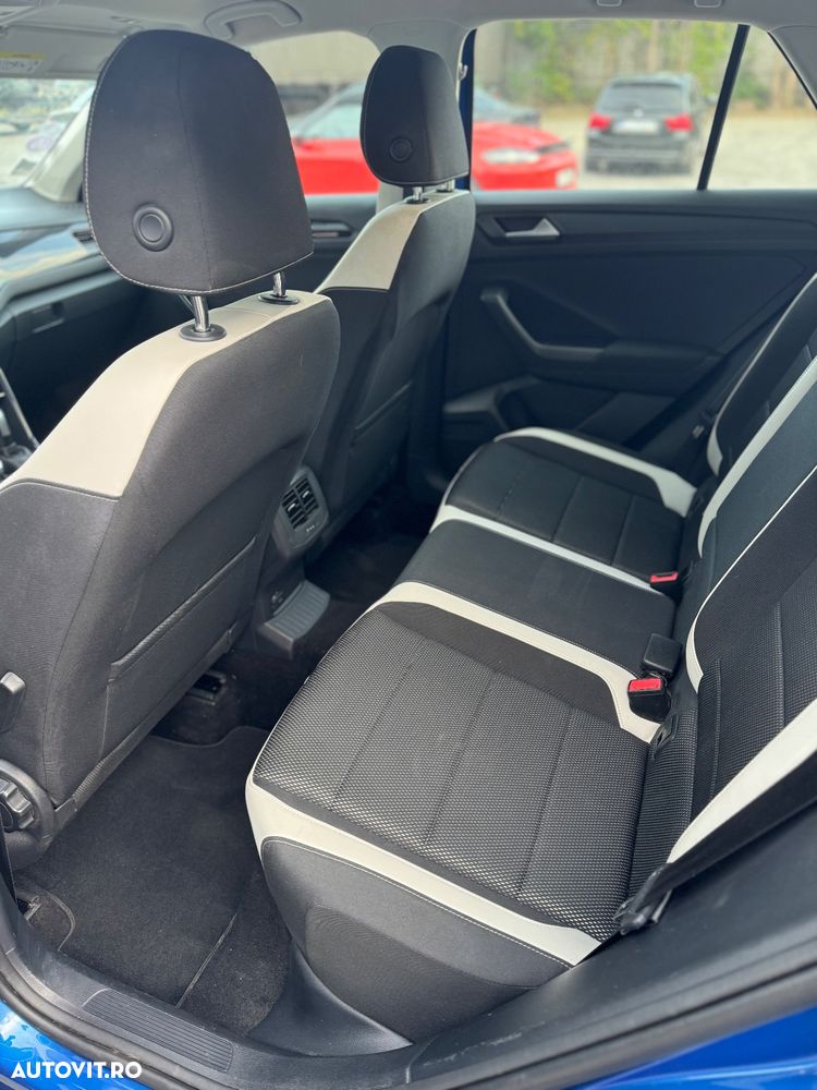 Volkswagen T-ROC - 16