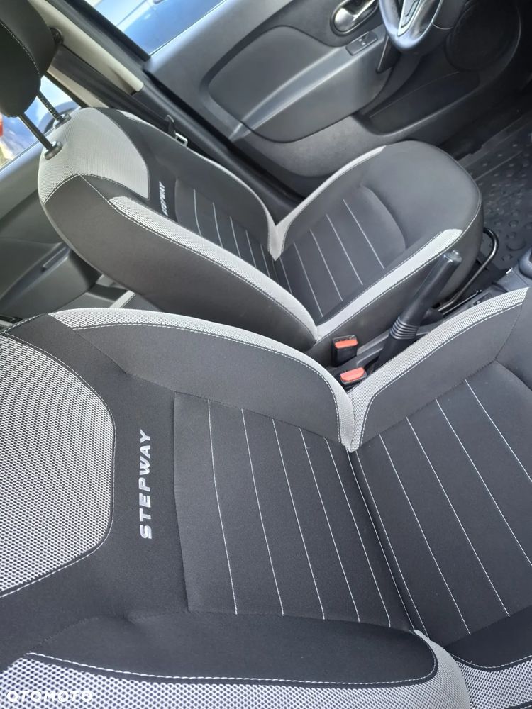 Dacia Sandero 0.9 TCe Laureate - 10