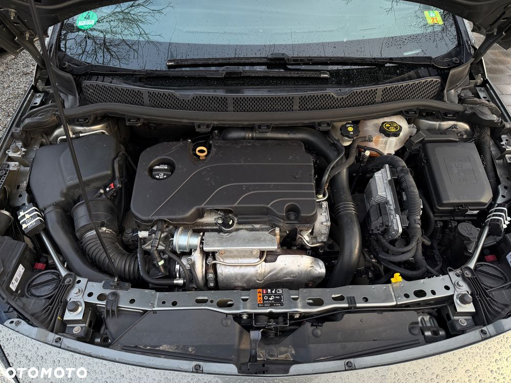 Opel Astra 1.4 T GPF Dynamic S&S - 39