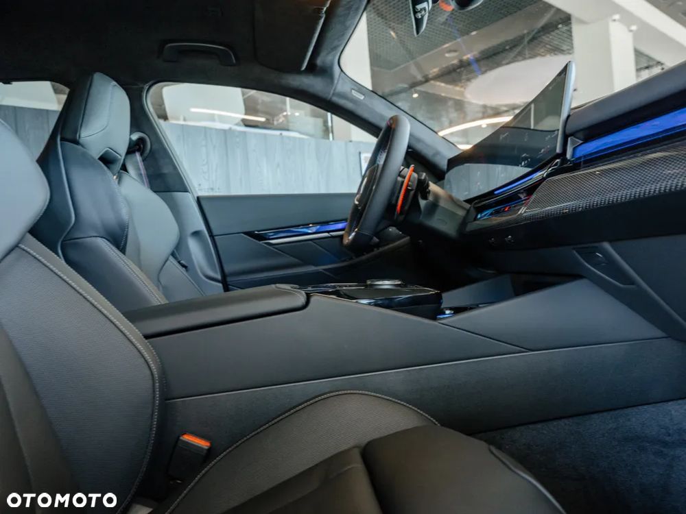 BMW M5 - 9