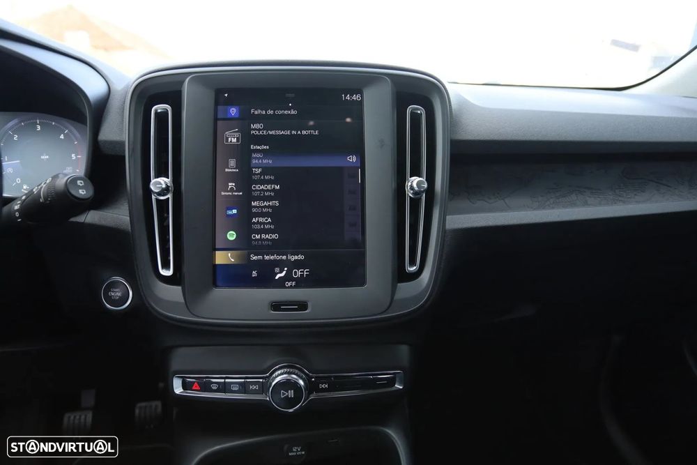 Volvo XC 40 2.0 D3 Momentum Plus - 17