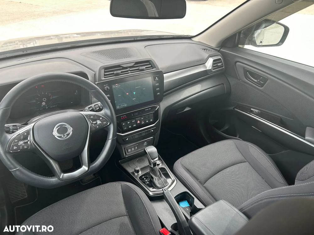 SsangYong Tivoli - 18