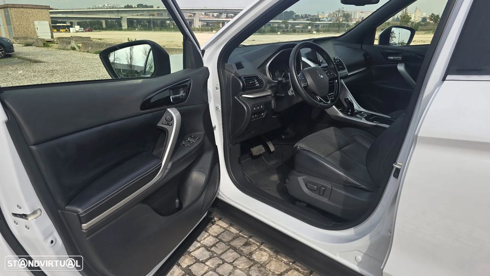 Mitsubishi Eclipse Cross - 8