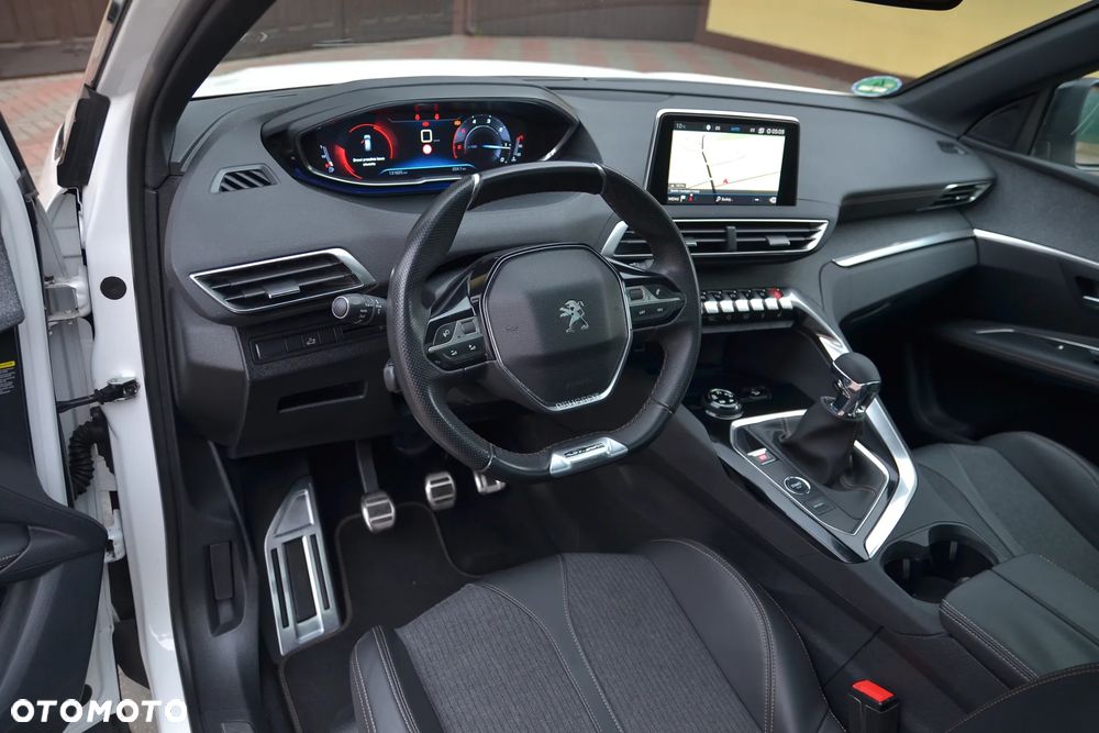 Peugeot 3008 HDi FAP 150 Platinum - 17