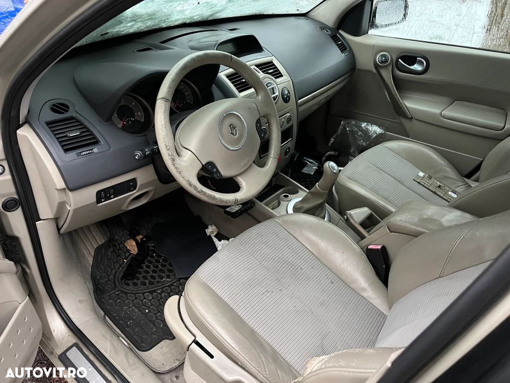 Dezmembrez Renault Megane II facelift bej auriu TED11 1,5 DCI Euro 4 2007 - 11