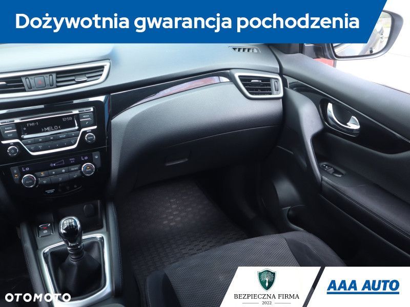 Nissan Qashqai - 10