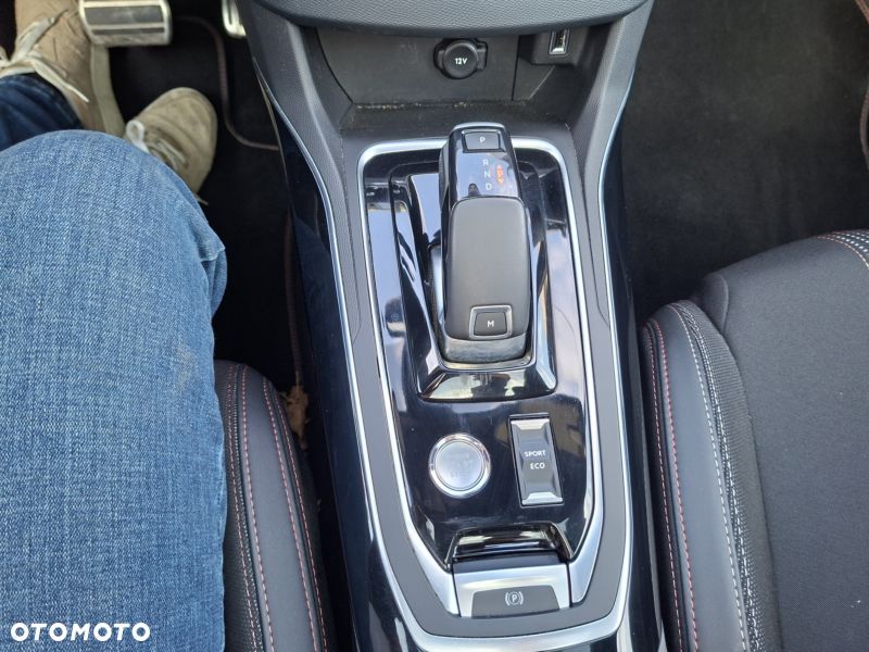 Peugeot 308 BlueHDi FAP 130 EAT8 Stop & Start GT Pack - 22