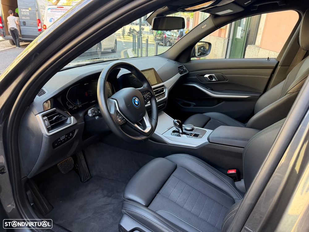 BMW 320 e Line Luxury Auto - 17