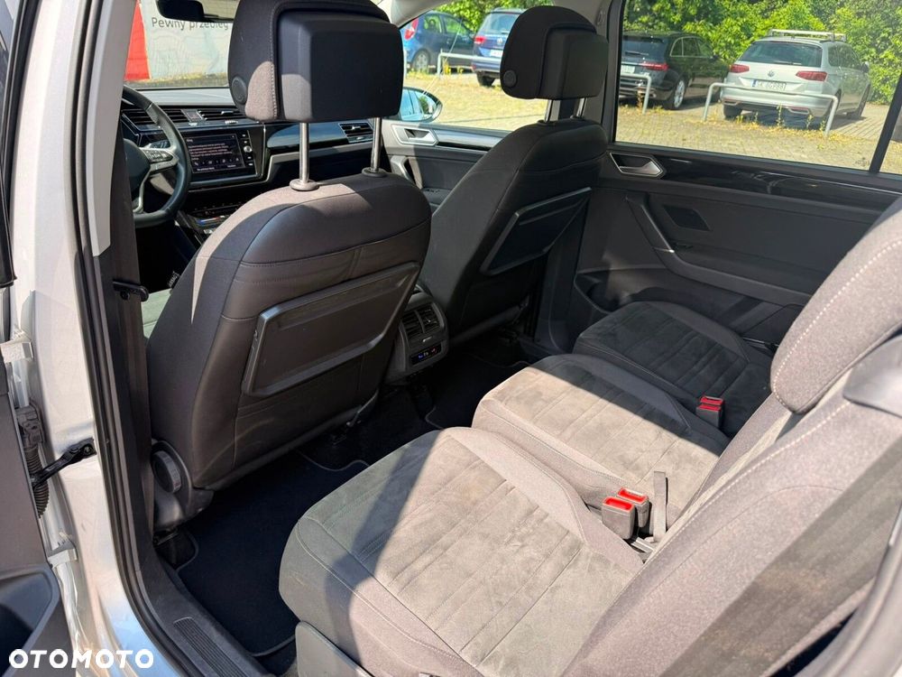 Volkswagen Touran 1.5 TSI EVO Highline DSG - 32