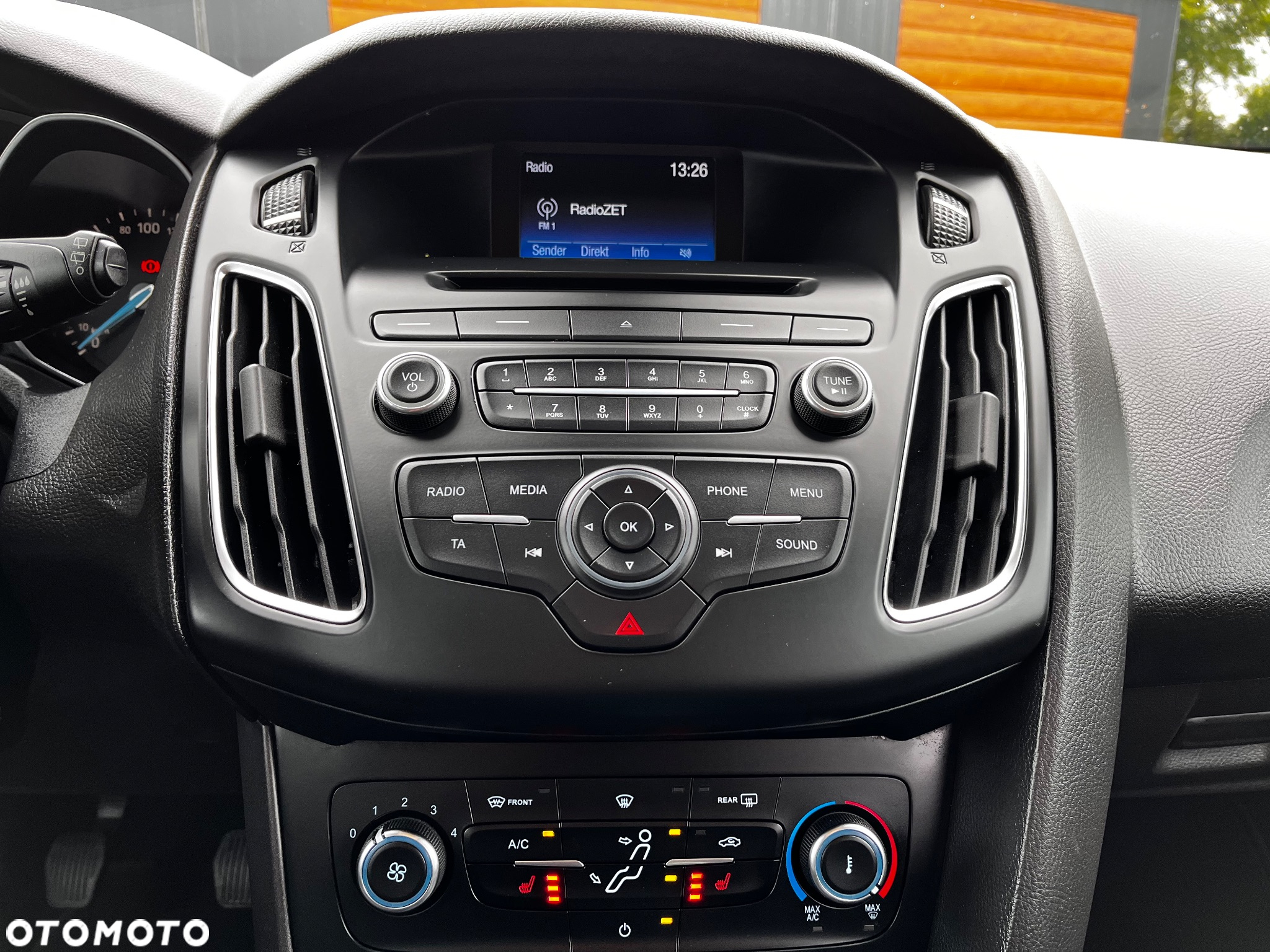 Ford Focus 1.5 EcoBlue Start-Stopp-System TITANIUM STYLE - 33