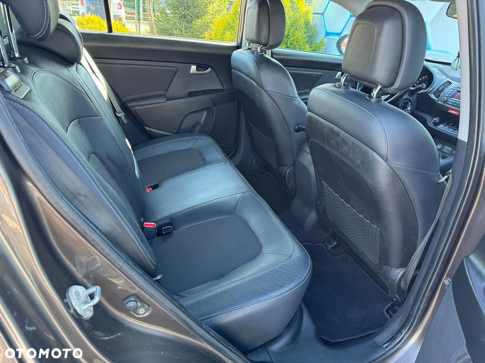 Kia Sportage 2.0 Tour 2WD - 23