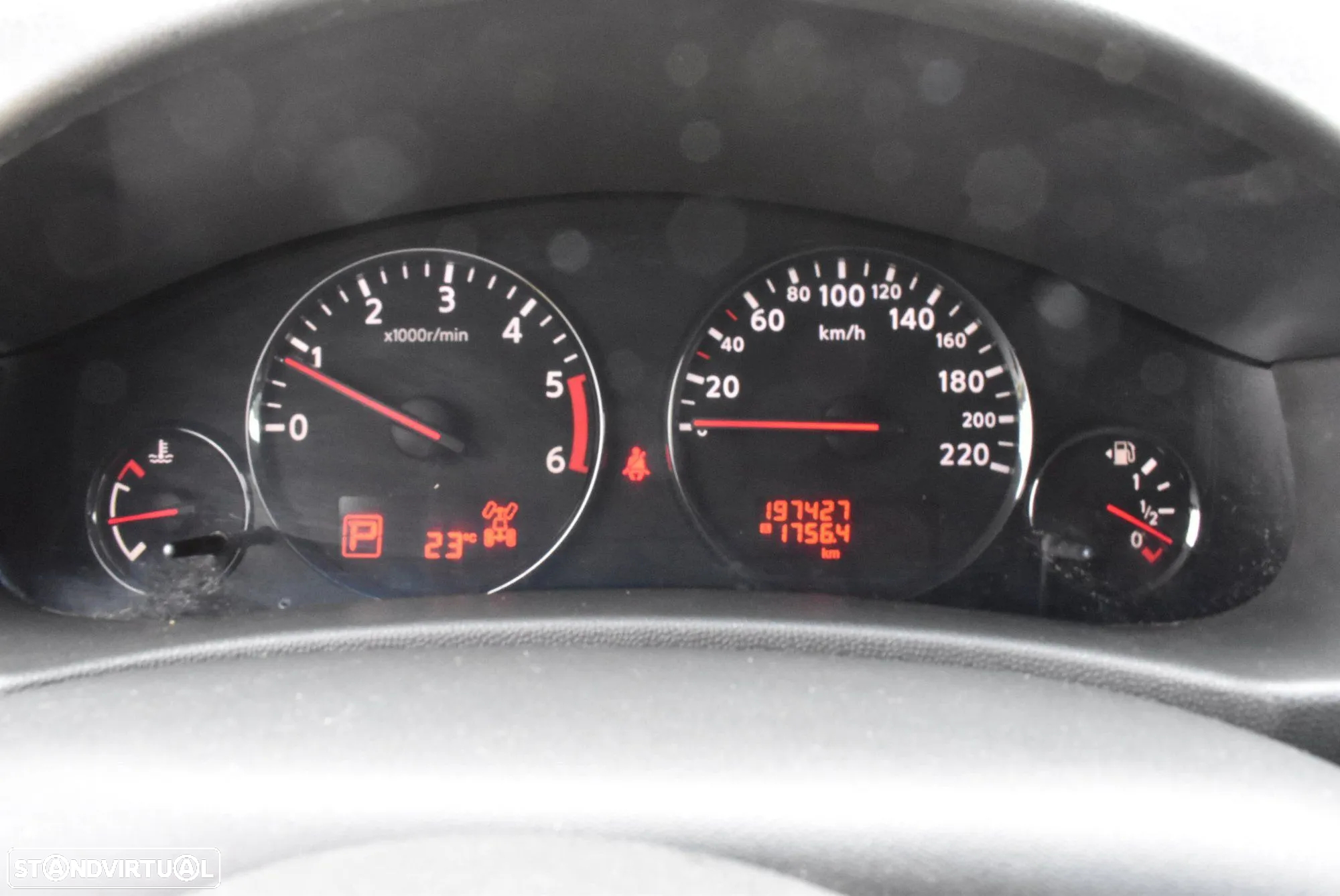 Nissan Navara 3.0 dCi V6 CD LE AT 4WD - 8
