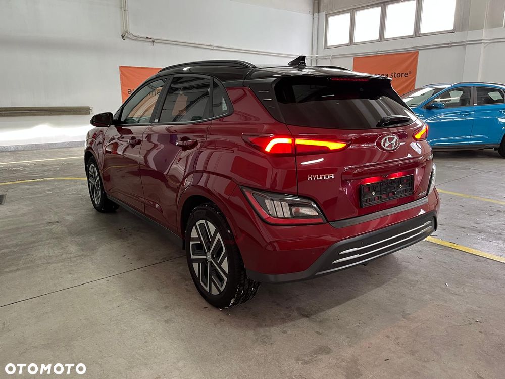 Hyundai Kona Premium - 4