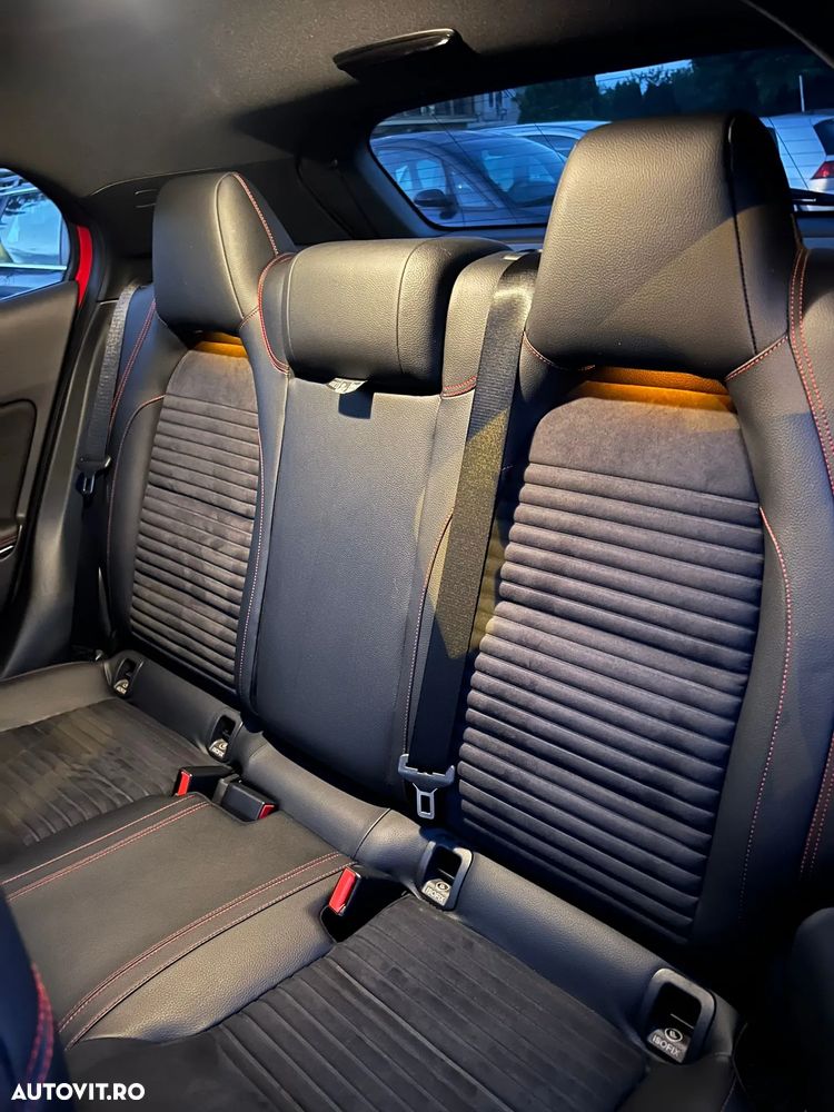 Mercedes-Benz GLA 200 (CDI) d 4Matic 7G-DCT AMG Line - 29