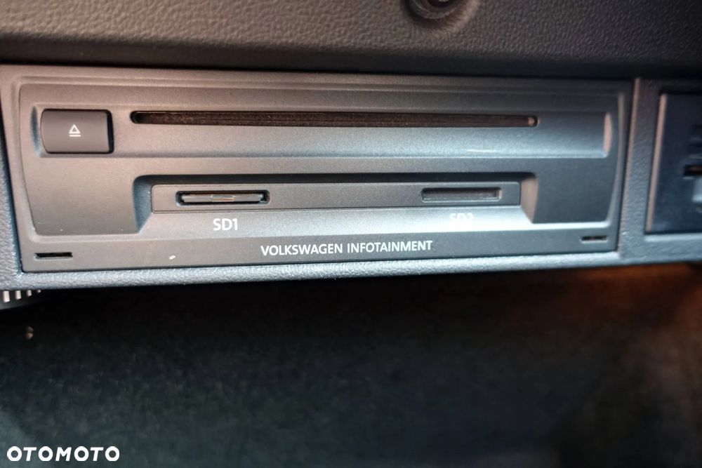 Volkswagen Golf 1.6 TDI BlueMotion Technology DSG Allstar - 35