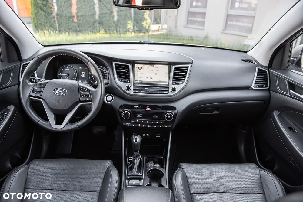 Hyundai Tucson blue 1.7 CRDi 2WD DCT Trend - 32