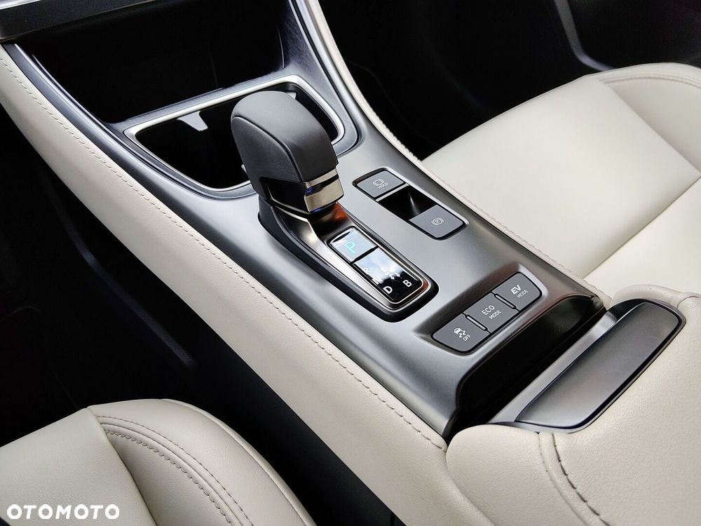 Lexus LBX 1.5 Hybrid Elegant - 22