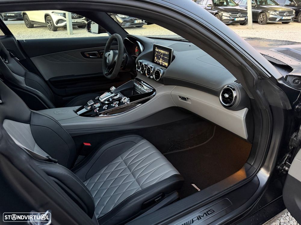 Mercedes-Benz AMG GT - 10