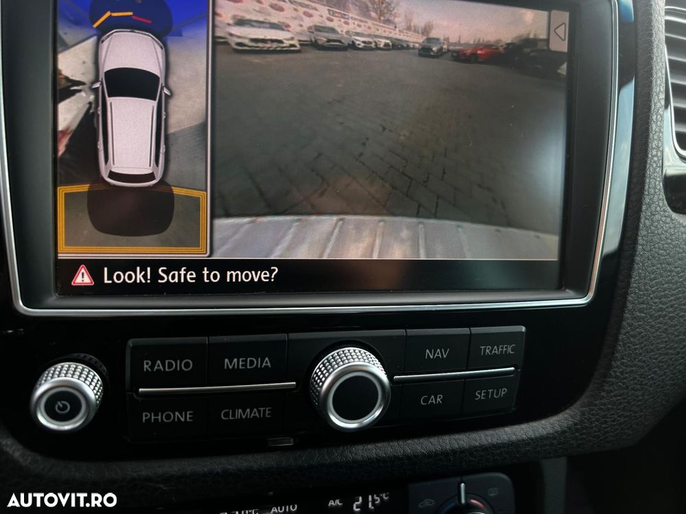 Volkswagen Touareg - 18